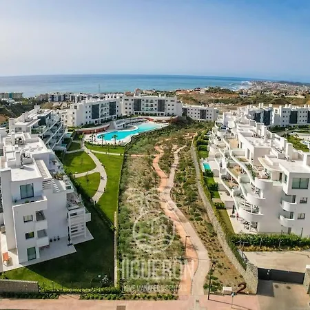 Апартаменты Higueronrentals Sandshine